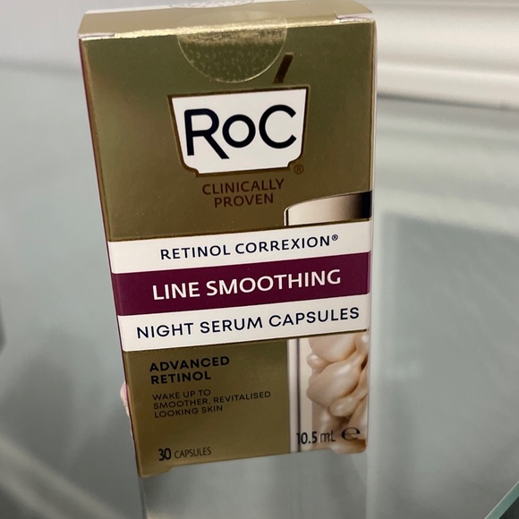 ROC RETINOL CAPSULES - Picture 3 of 5